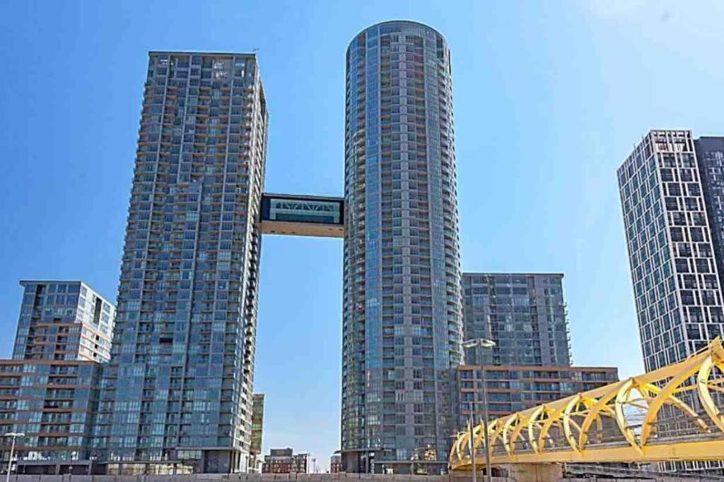 Deluxe Suite Toronto Zewnętrze zdjęcie