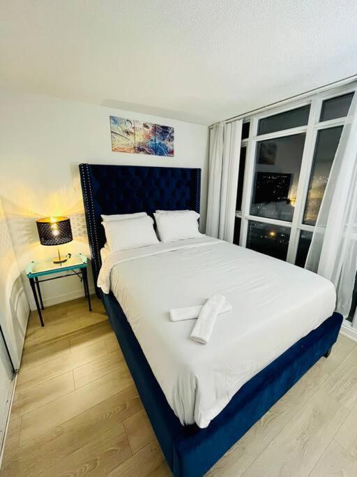 Deluxe Suite Toronto Zewnętrze zdjęcie